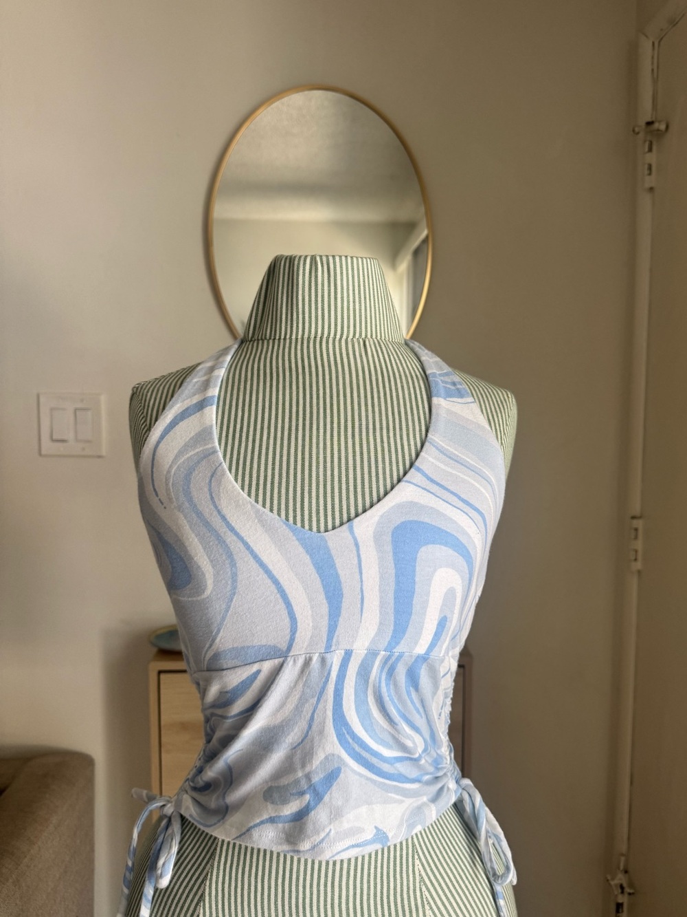 Hollister Blue Swirl Ruched Side Tank Top Size Small